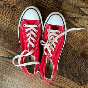 Red converse